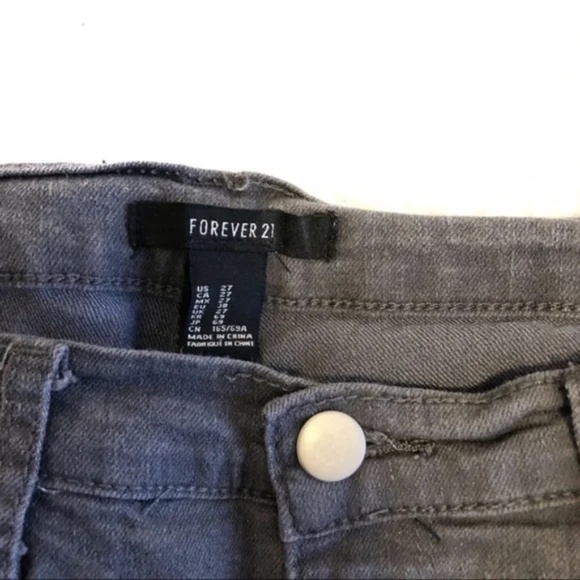 Forever 21 Gray Washed Skinny Jeans - Picture 4 of 4